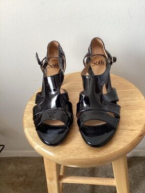 Sofft Black Patent Leather T-Strap Sandal